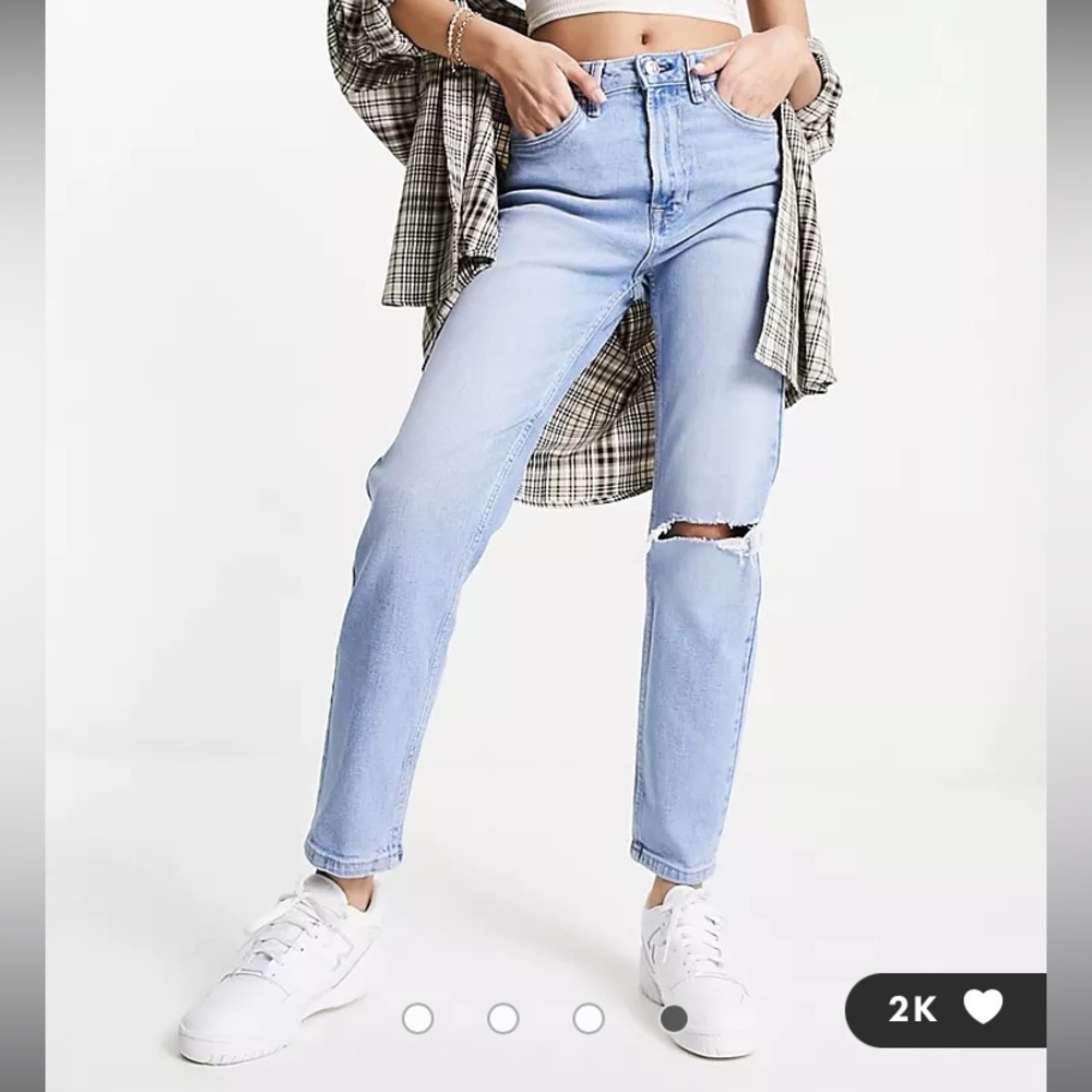 Mom slim fit high waisted ripped jeans